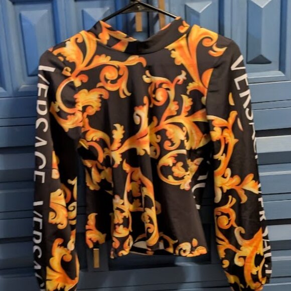 Women Blouse - Picture 3 of 5